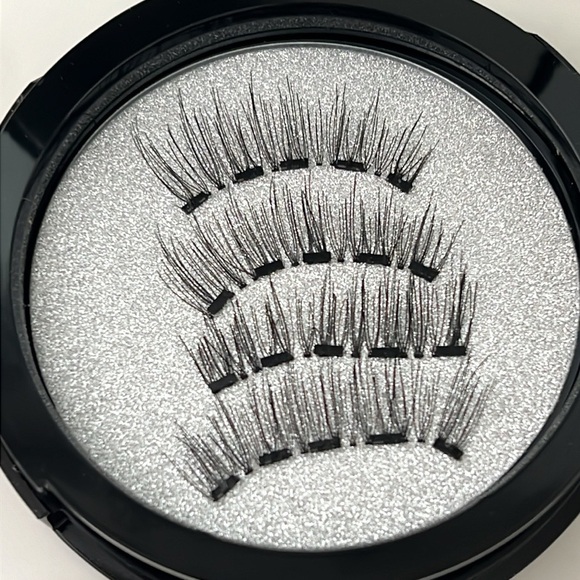 Magnetic Eyelashes, false lashes, 2 sizes. New in Box - Picture 8 of 12